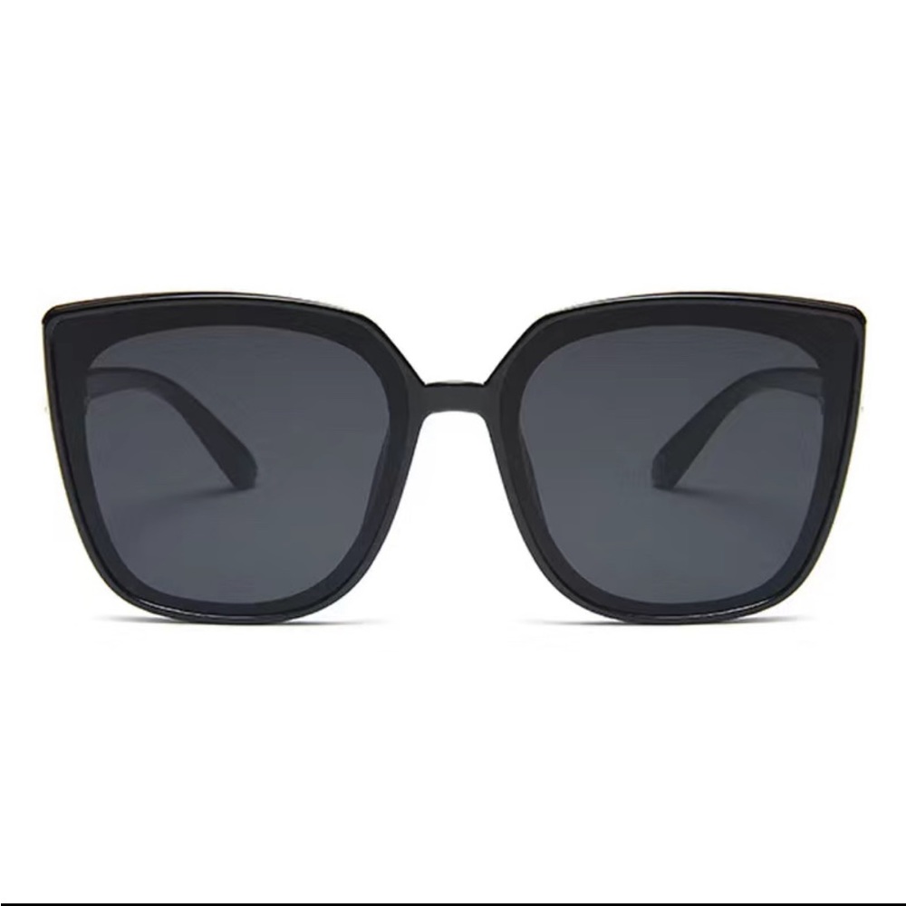 Square Edge Black and Gold Sunglasses - Picture 2 of 5